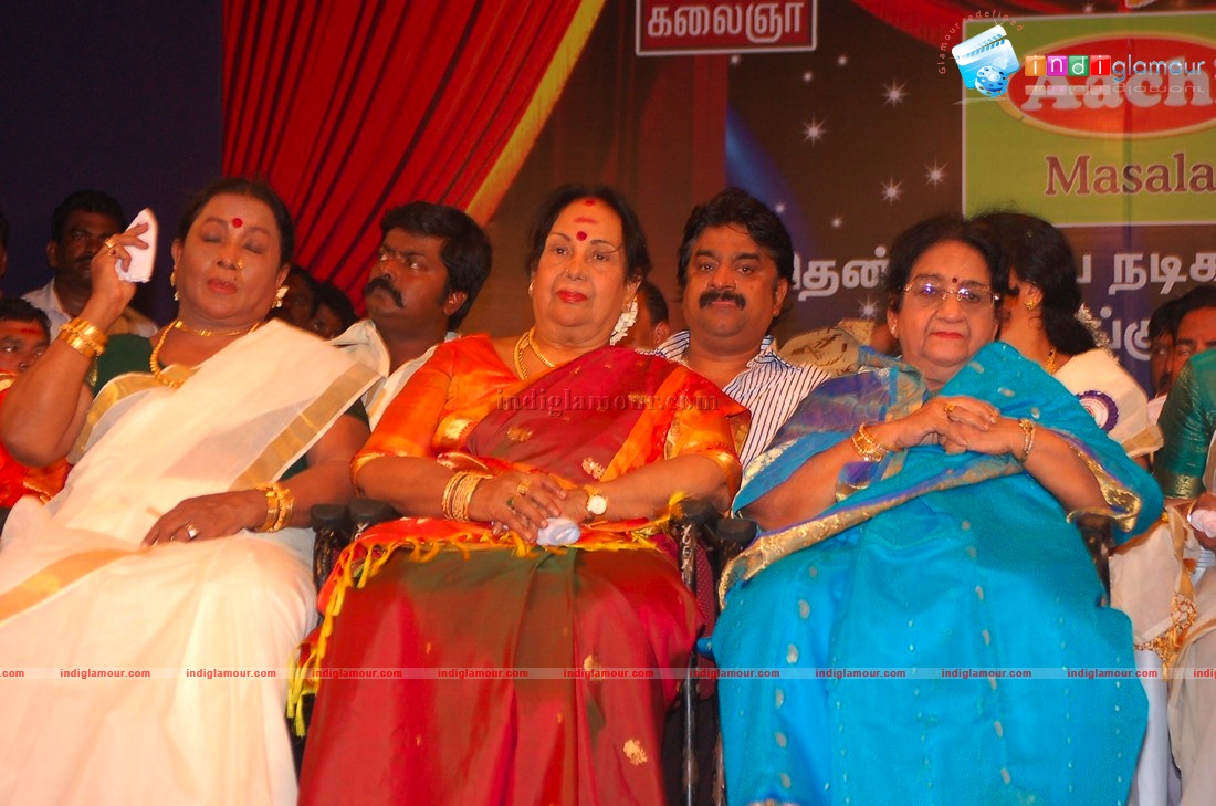 Rajini at Ninaivalaigal Final Day Event hd photo